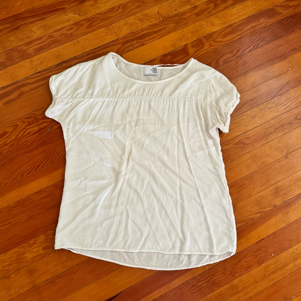 Simple white blouse!